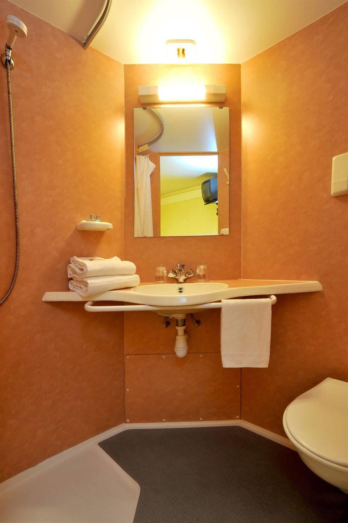Hotel 4 Saisons Onet-le-Château Exteriér fotografie
